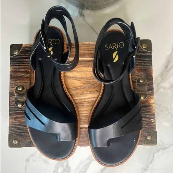 Franco Sarto Greene Strappy Sandals in Black - Picture 2 of 9